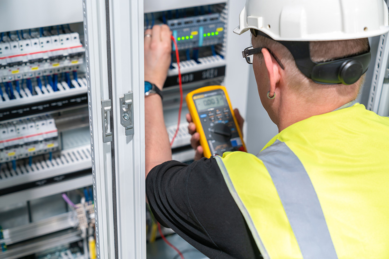 Elektroanlagen-Kontrolle bei DSM Elektrotechnik GmbH in Meiningen