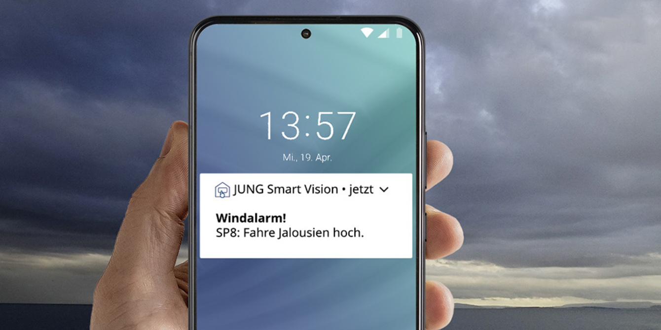 JUNG Smart Panel 8 bei DSM Elektrotechnik GmbH in Meiningen